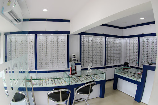 precise eye care and research centre